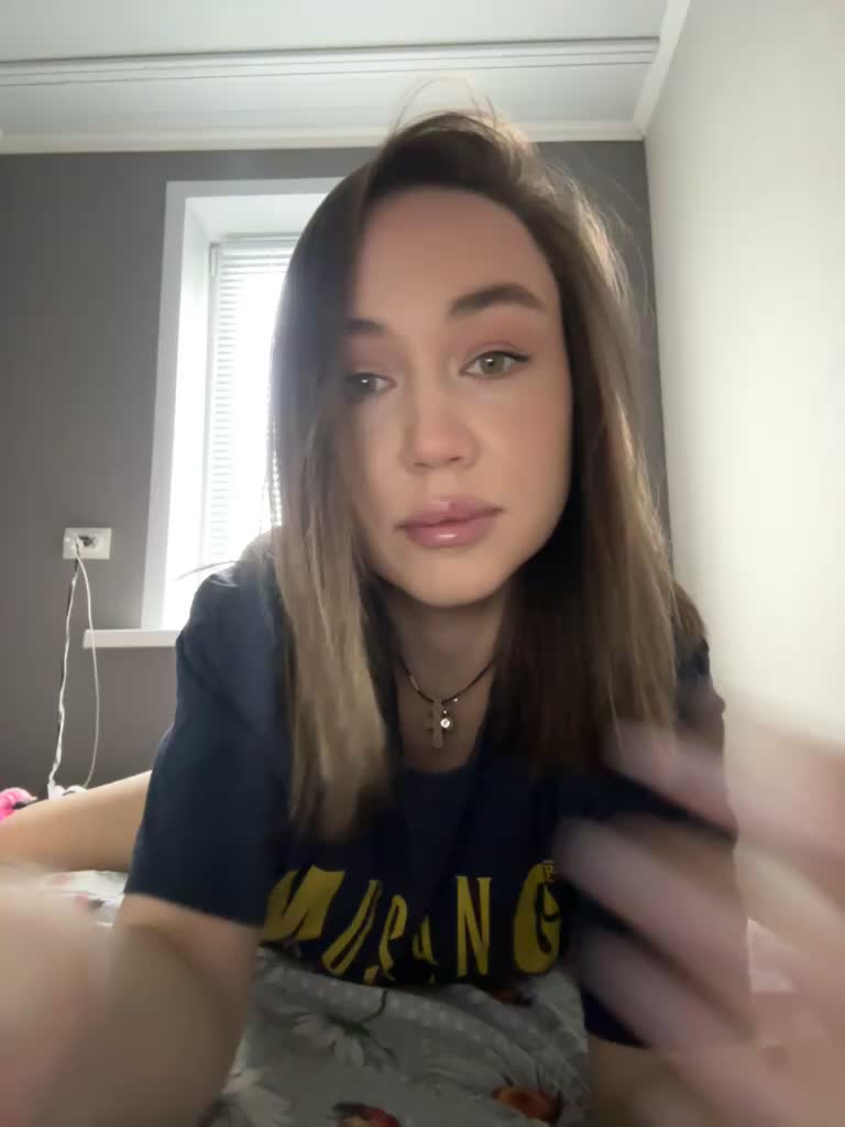 View or download file emili1_ on 2024-01-11 from bongacams