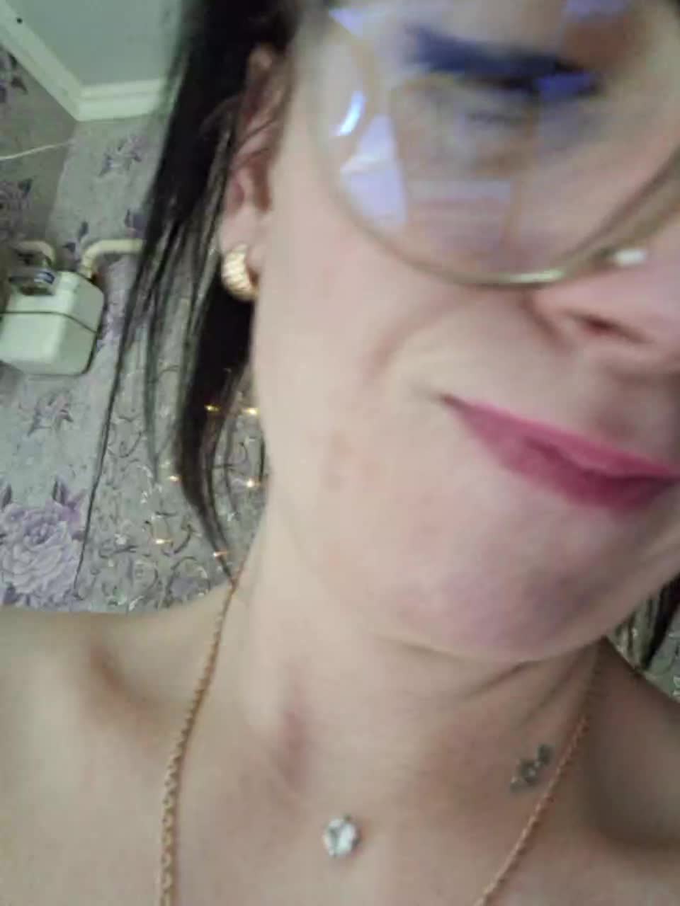 View or download file aureliyxxx on 2024-01-13 from bongacams