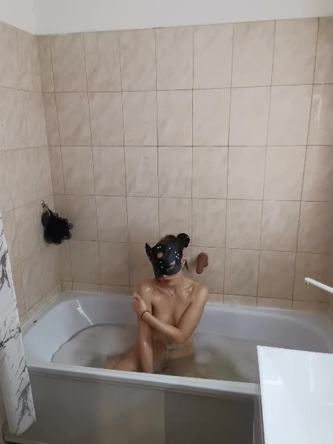 View or download file grey_and_eva on 2024-01-14 from bongacams