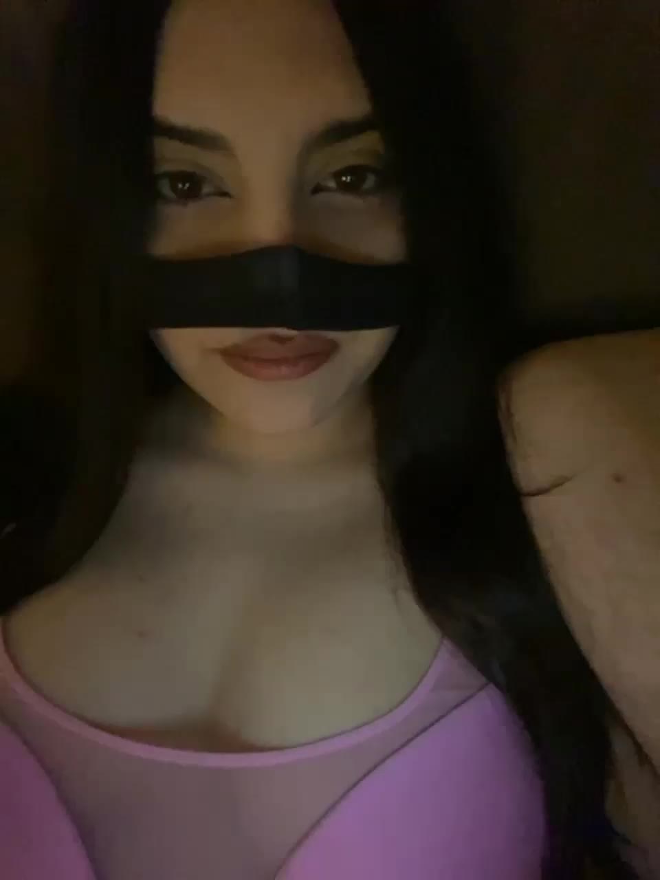 View or download file aloeloea on 2024-01-15 from bongacams