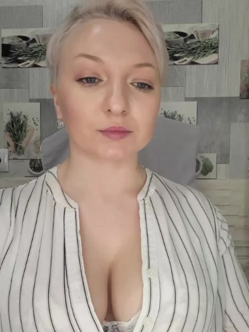 View or download file anesteishen on 2024-01-16 from bongacams