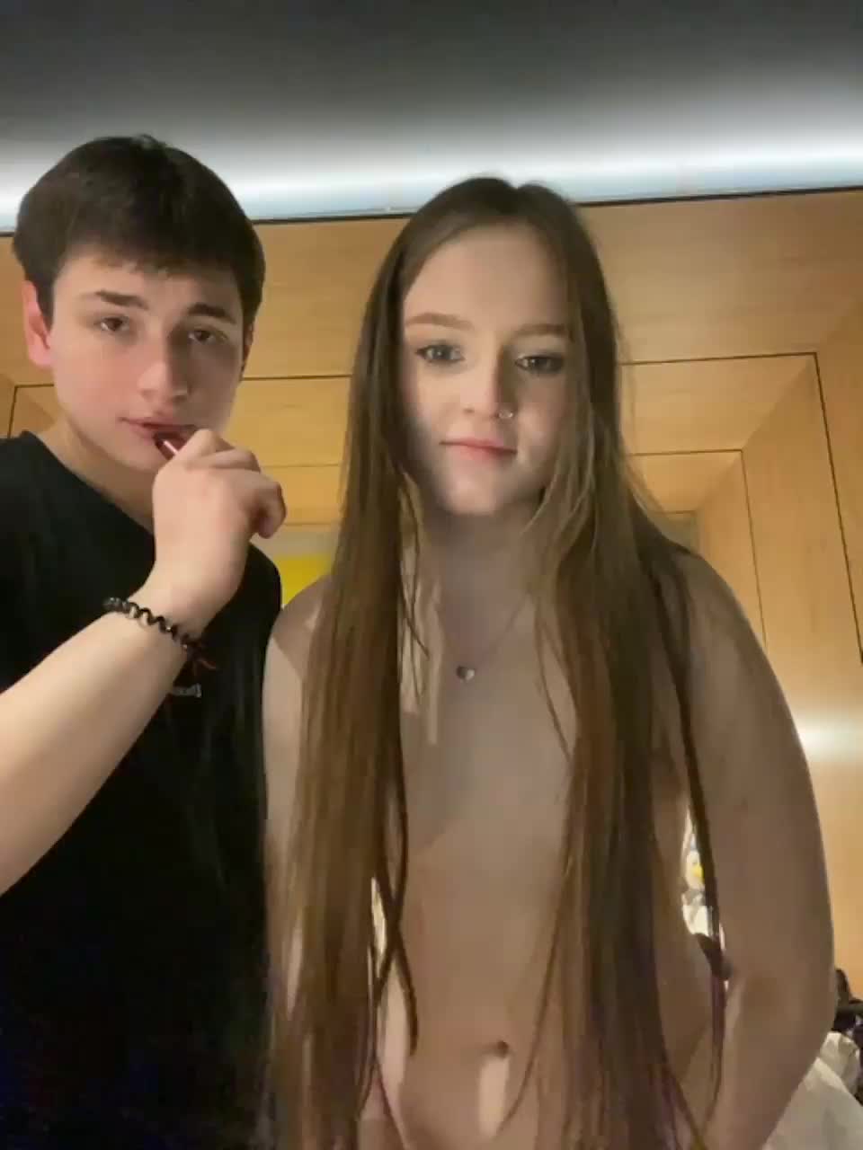 View or download file __kittens__ on 2024-01-17 from bongacams