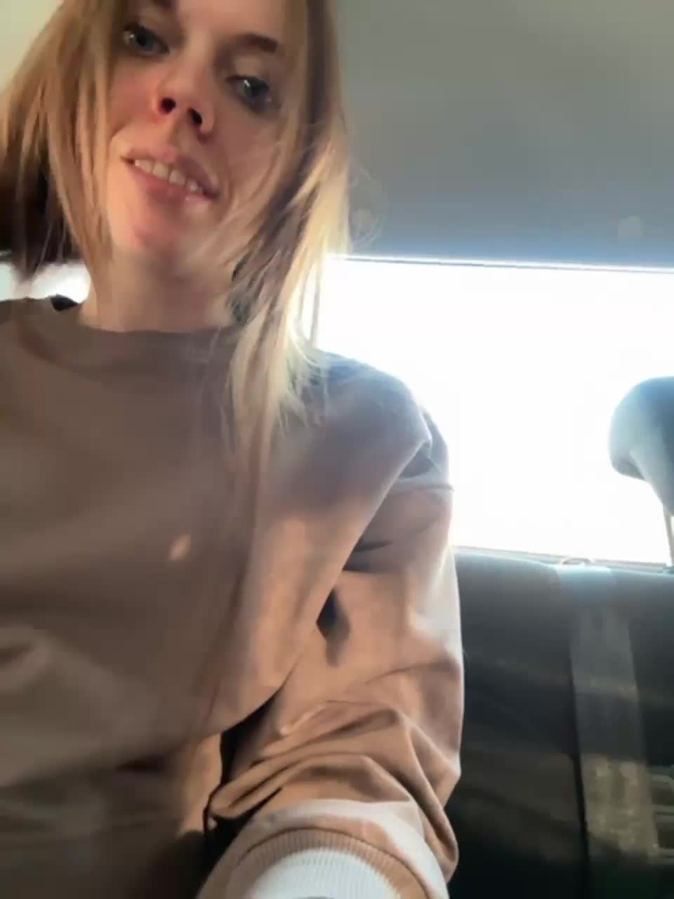 View or download file _tatuha_ on 2024-01-17 from bongacams