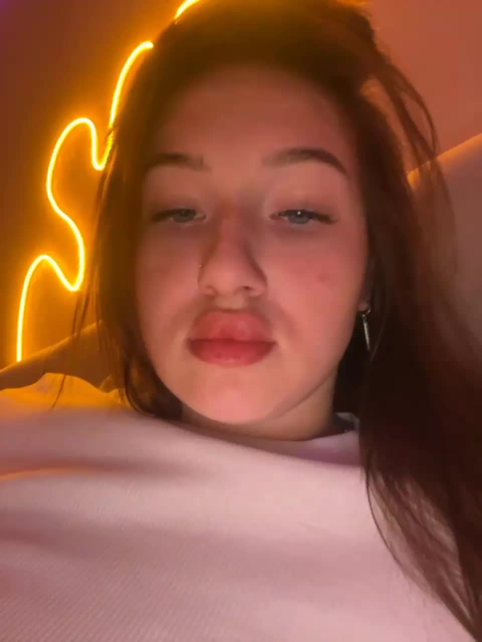 View or download file boredgirl on 2024-01-17 from bongacams