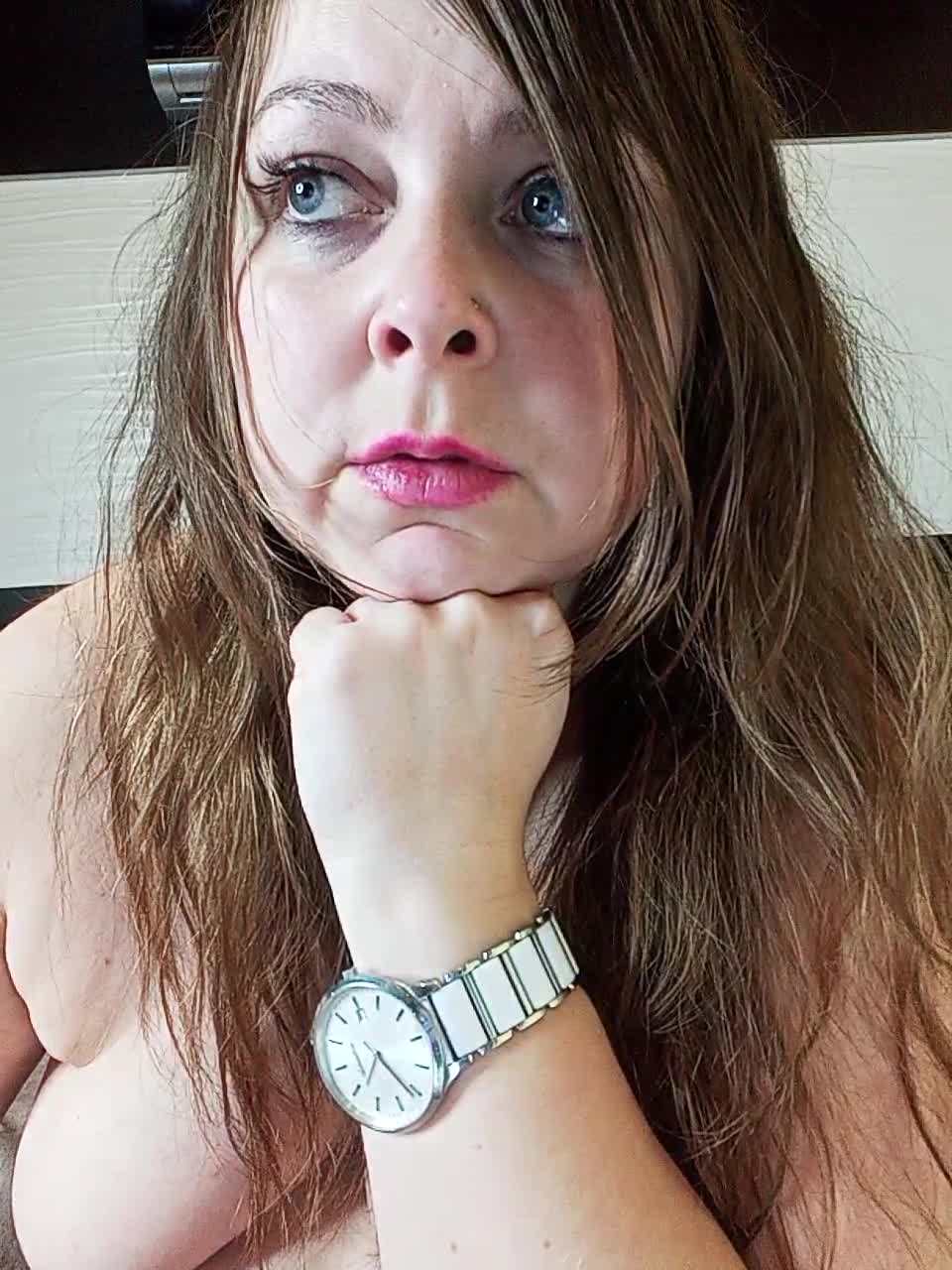 View or download file hairycrotch on 2024-01-17 from bongacams