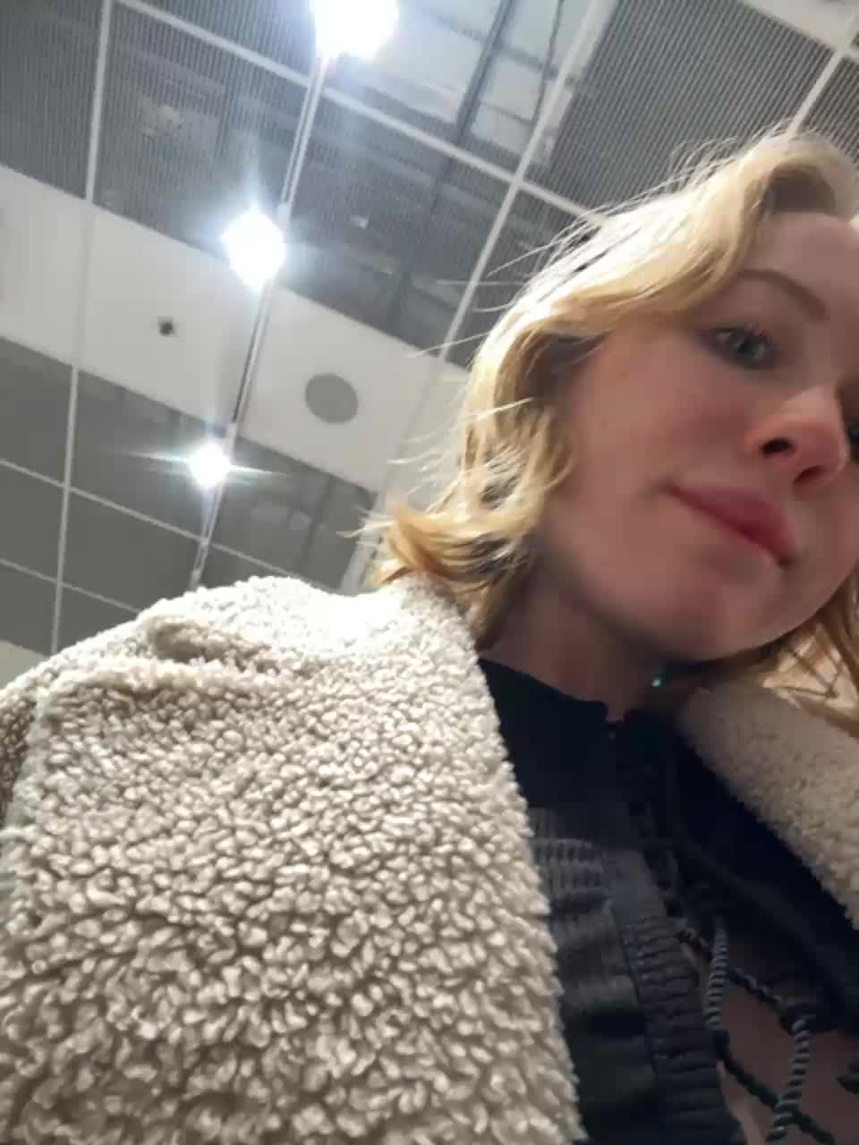 View or download file likachkaa on 2024-01-17 from bongacams