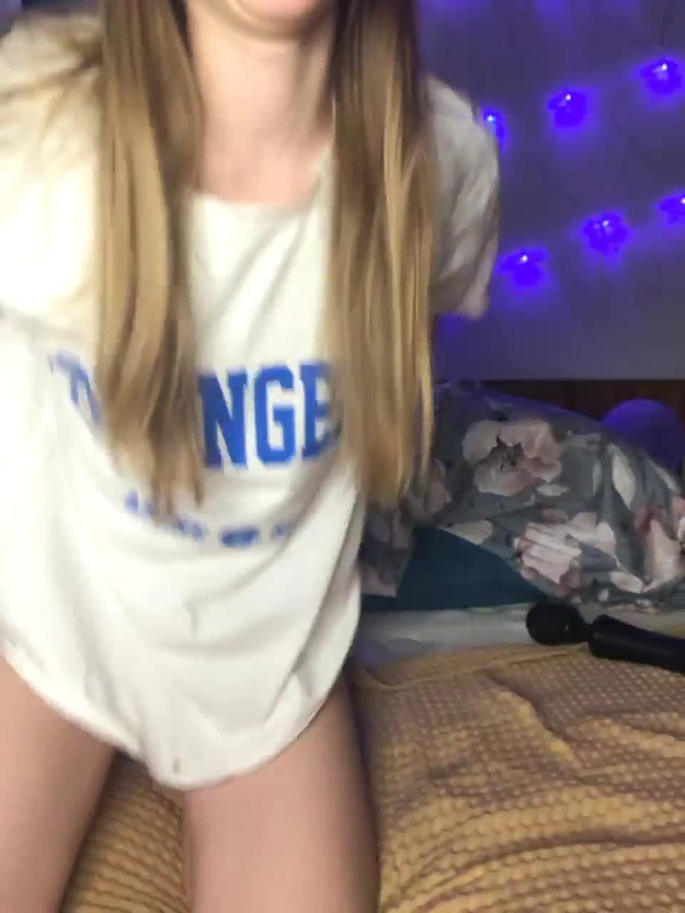 View or download file sabrina_andreeva09 on 2024-01-17 from bongacams