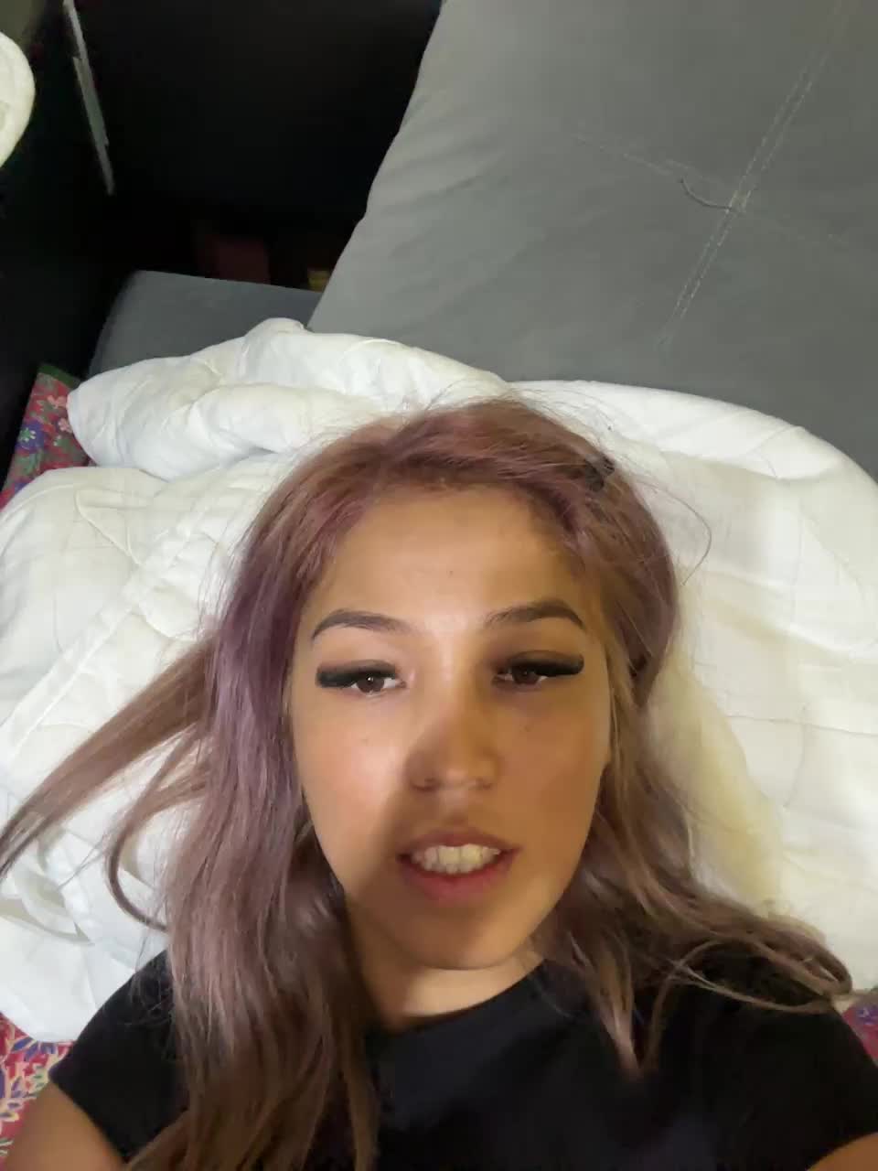 View or download file golden_haired_boss on 2024-09-17 from bongacams