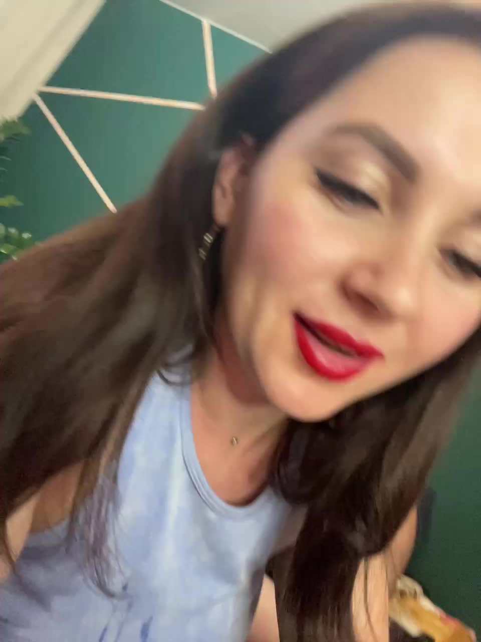 View or download file sladenkievmeste on 2024-09-20 from bongacams