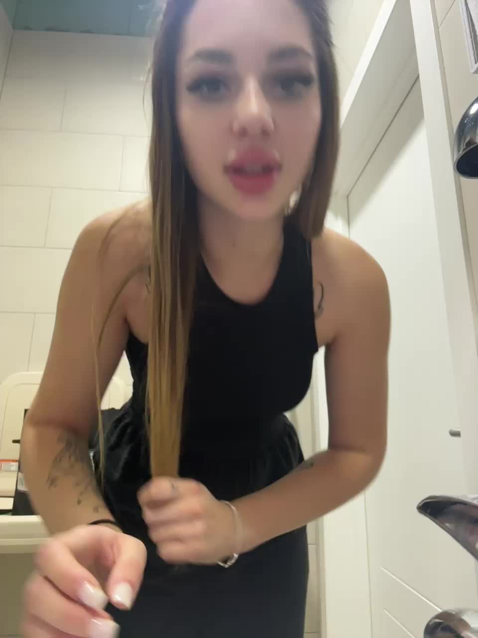 View or download file babydarii on 2024-09-21 from bongacams