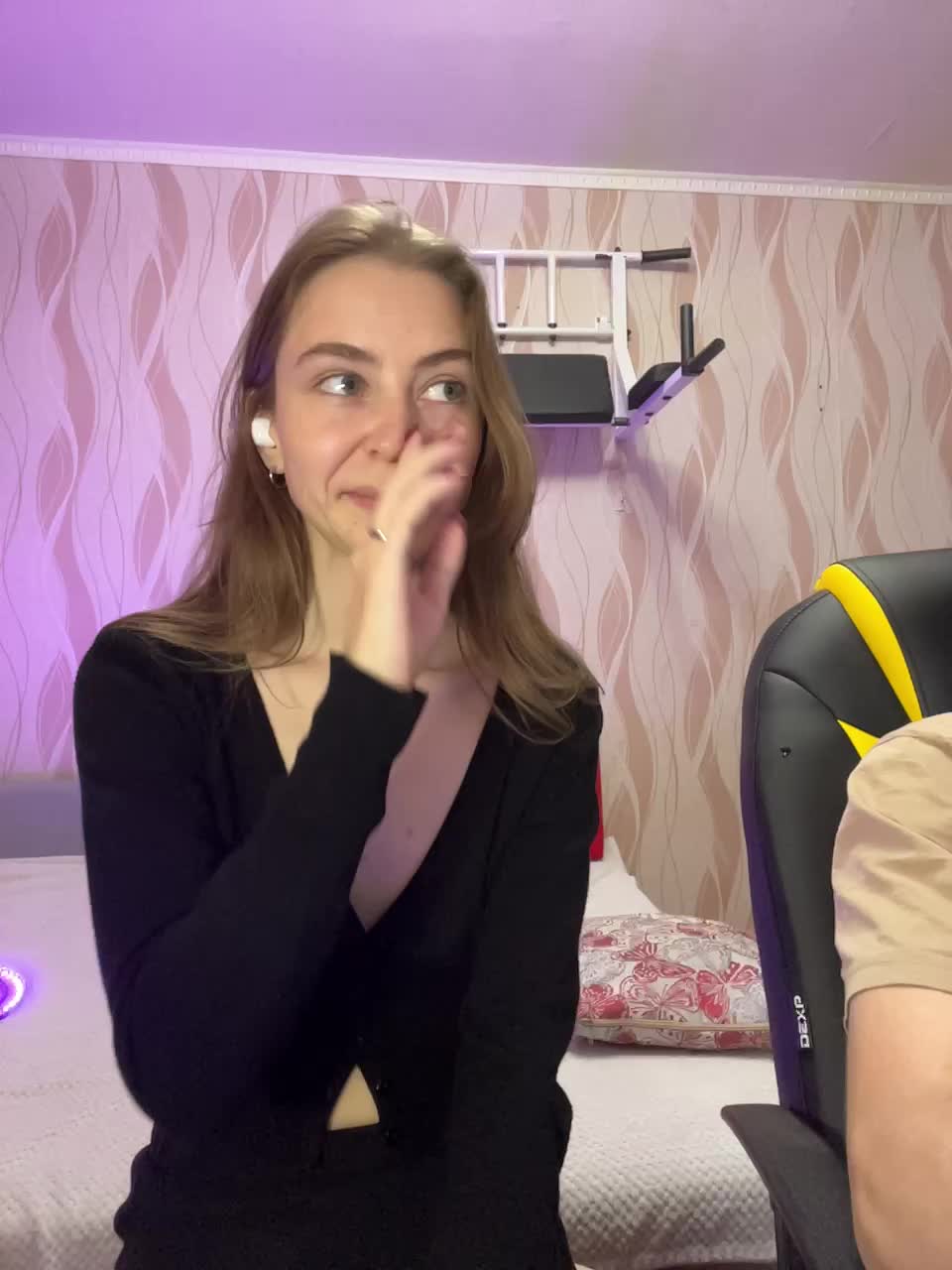 View or download file shrimprolls on 2024-09-21 from bongacams