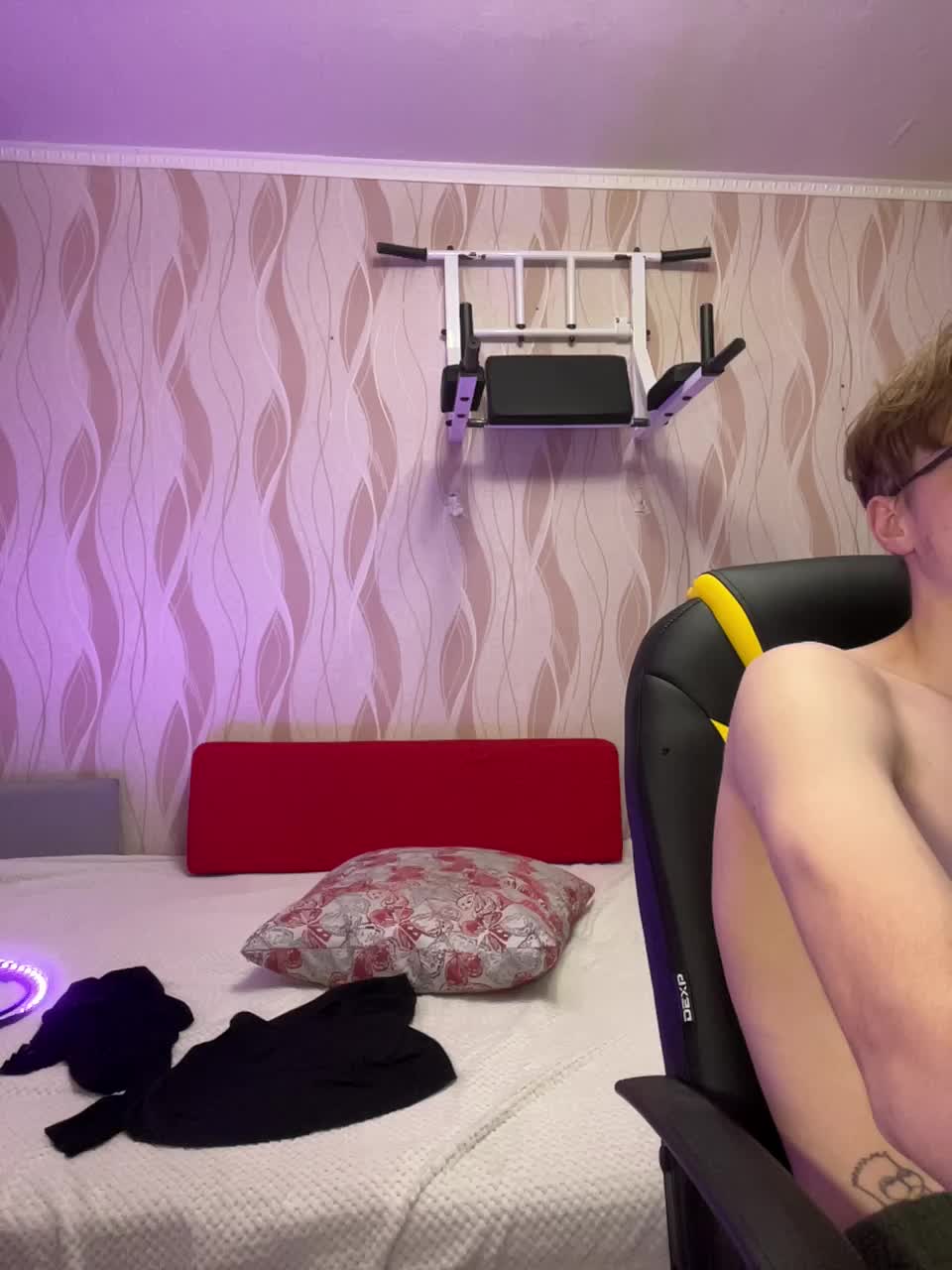 View or download file shrimprolls on 2024-09-21 from bongacams