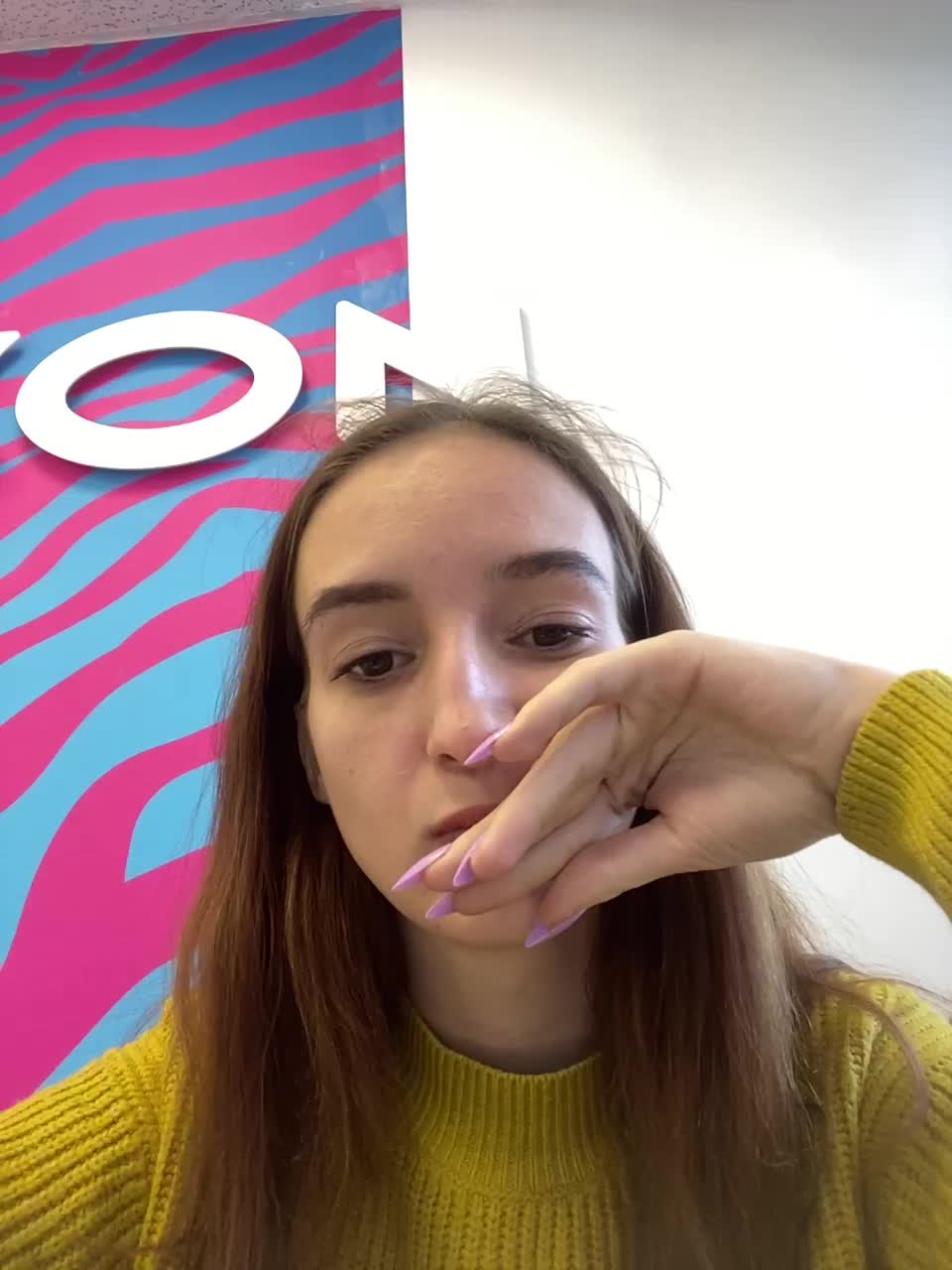 View or download file awfulina on 2024-09-24 from bongacams