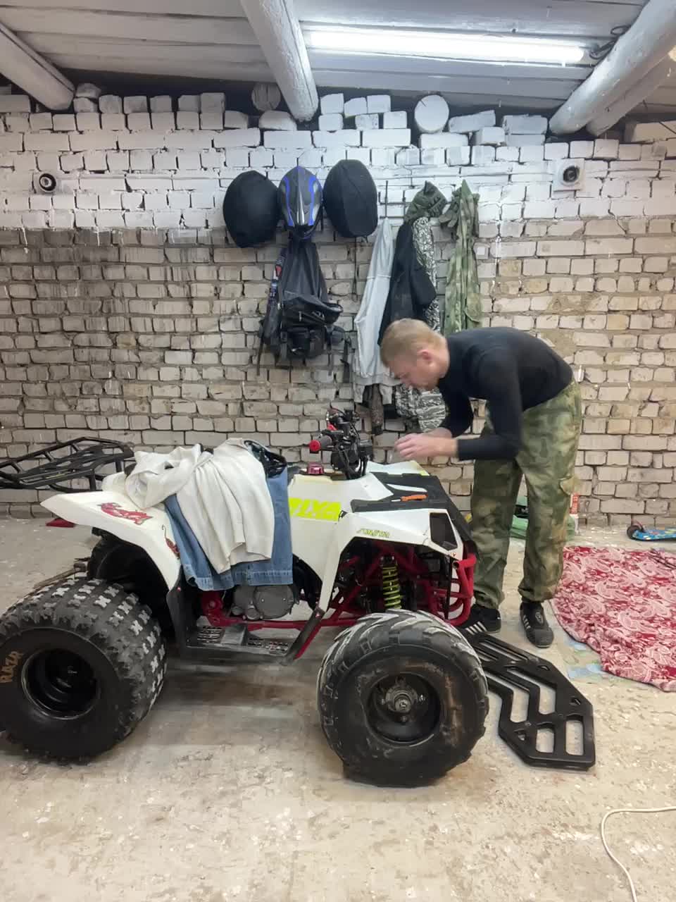 View or download file _breid_1 on 2024-09-25 from bongacams