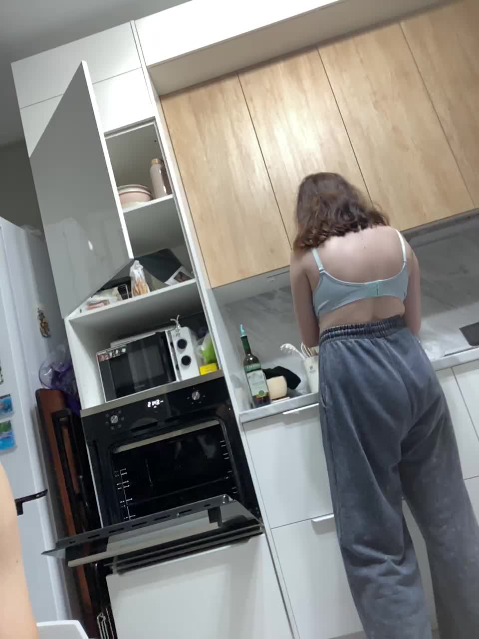 View or download file alcost on 2024-09-25 from bongacams