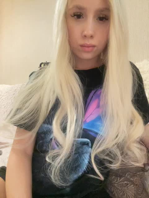 View or download file crystal1_1 on 2024-09-25 from bongacams