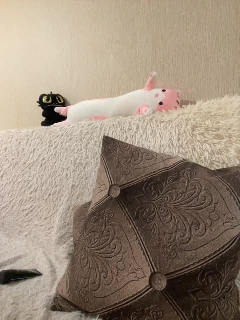 View or download file crystal1_1 on 2024-09-25 from bongacams