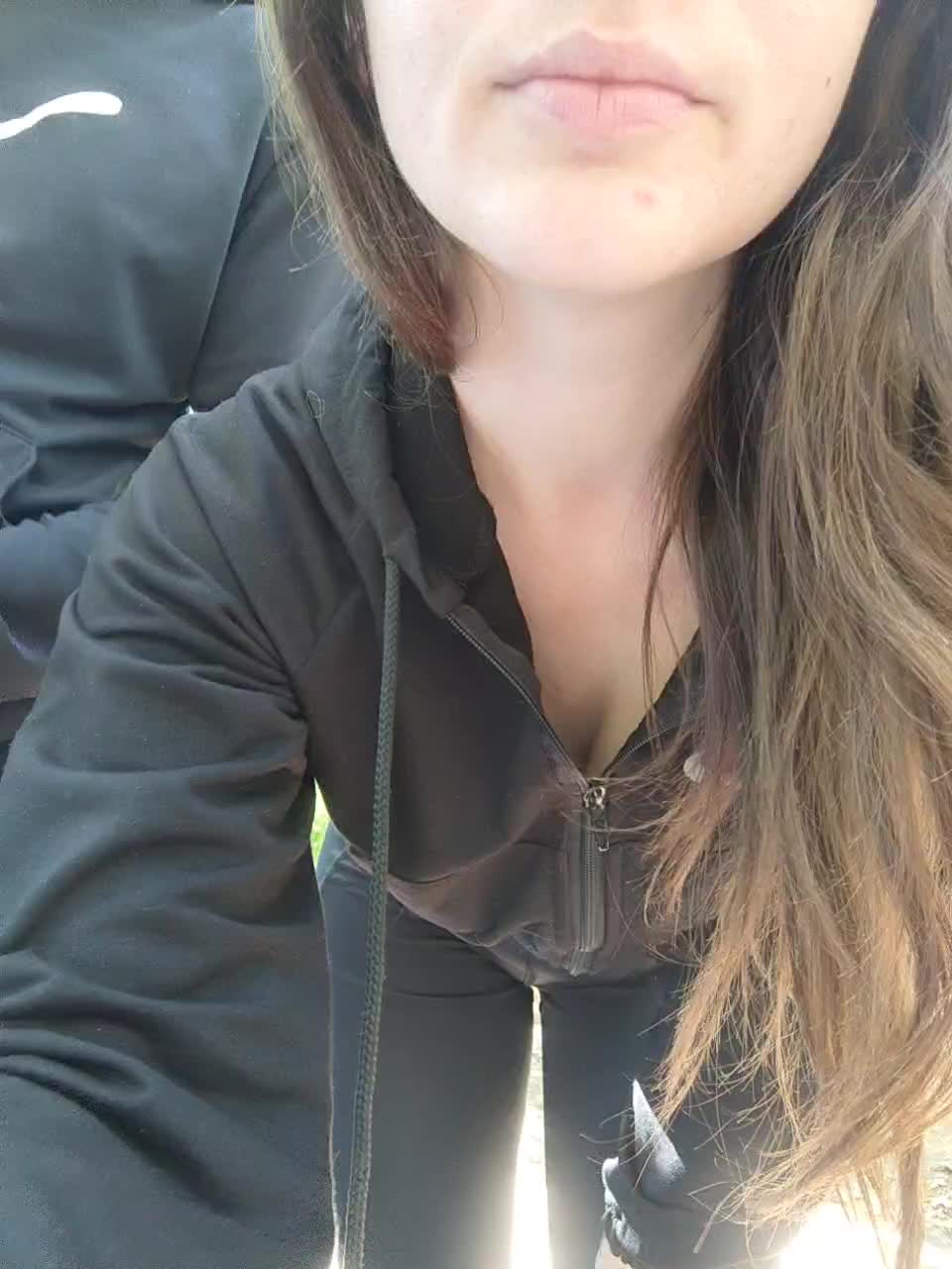 View or download file masya1996 on 2024-09-25 from bongacams