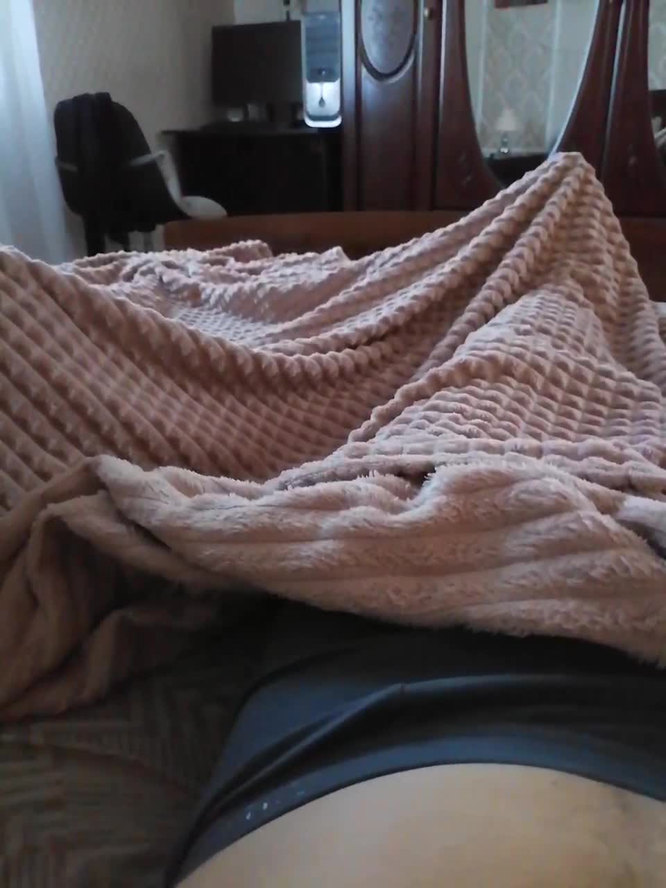 View or download file p_a_n_t_h_e_r on 2024-09-28 from bongacams