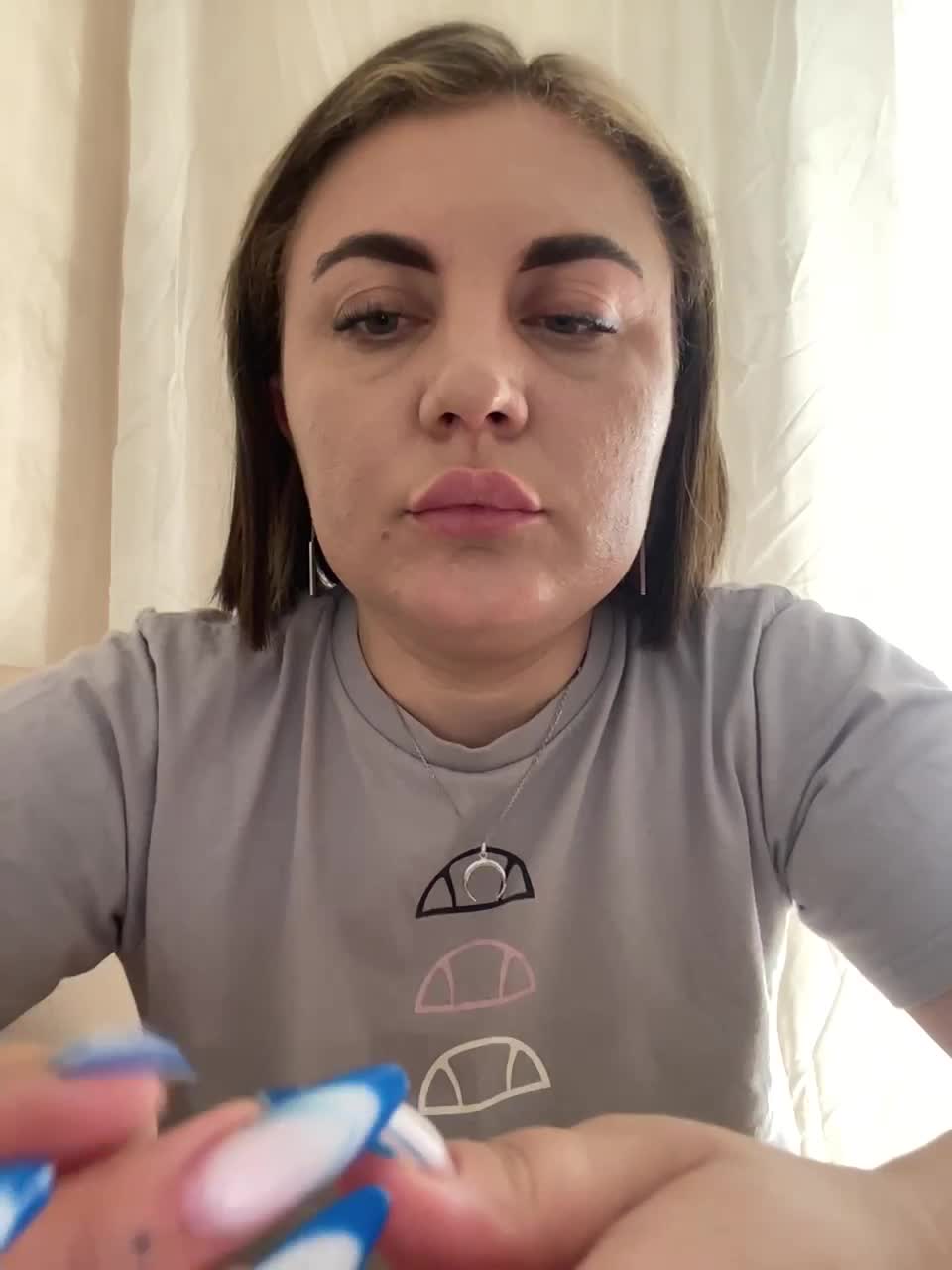 View or download file strawberry_1 on 2024-09-28 from bongacams