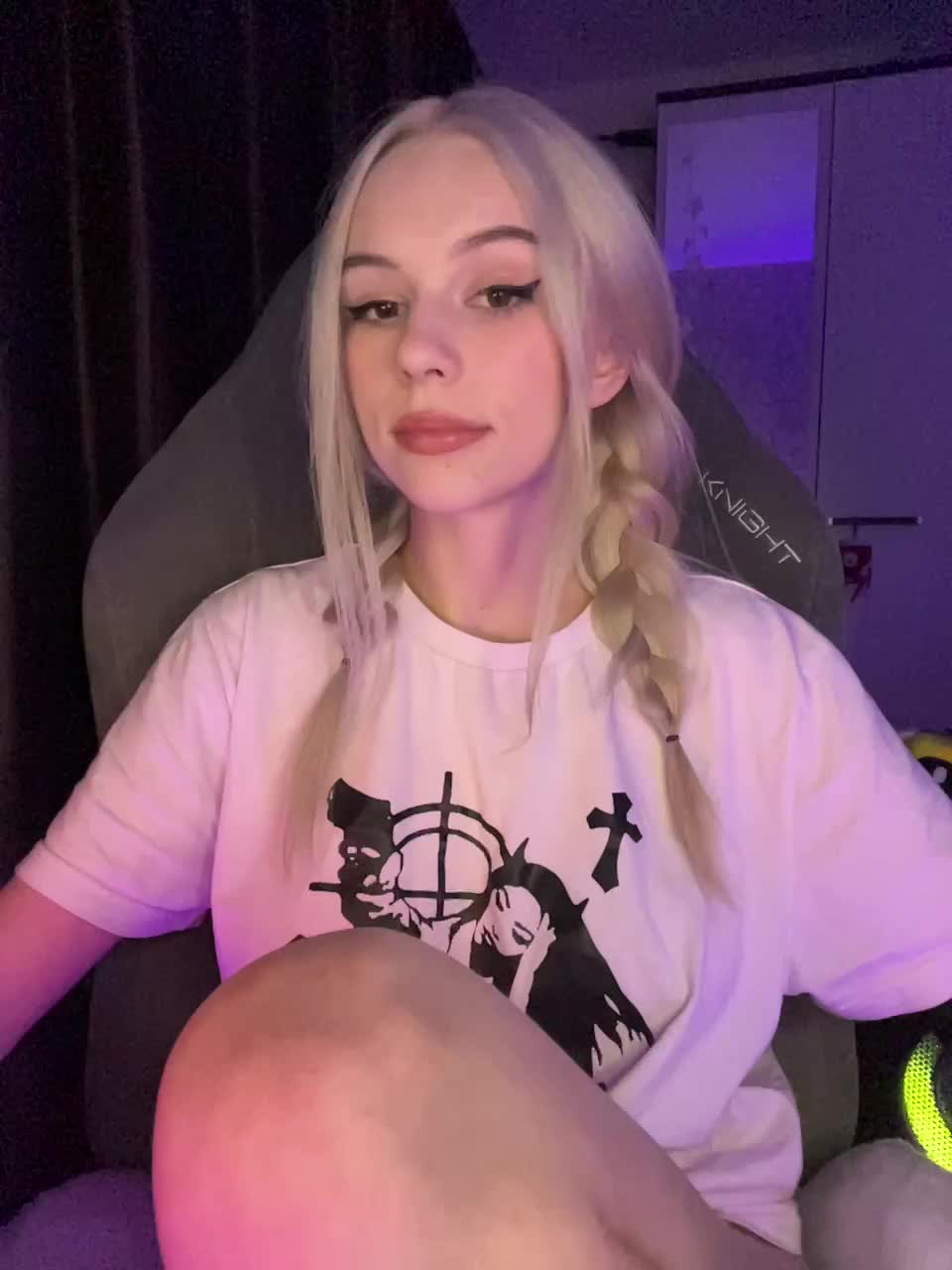 View or download file e709e223 on 2024-09-29 from bongacams