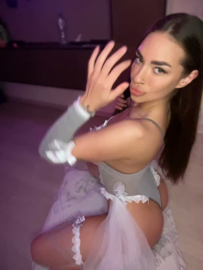 View or download file mirbezumia on 2024-09-29 from bongacams