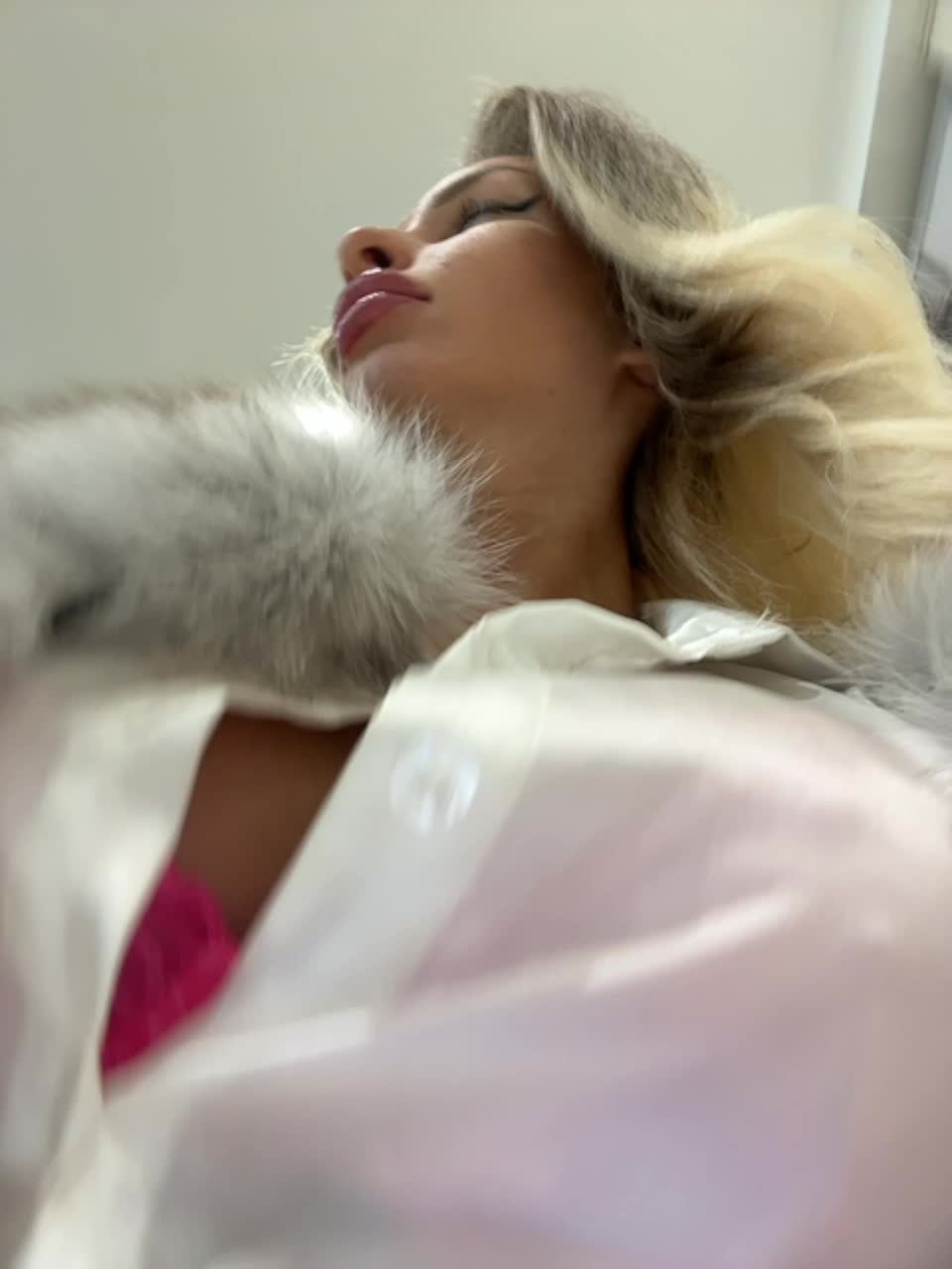 View or download file goldpussy69 on 2024-09-30 from bongacams