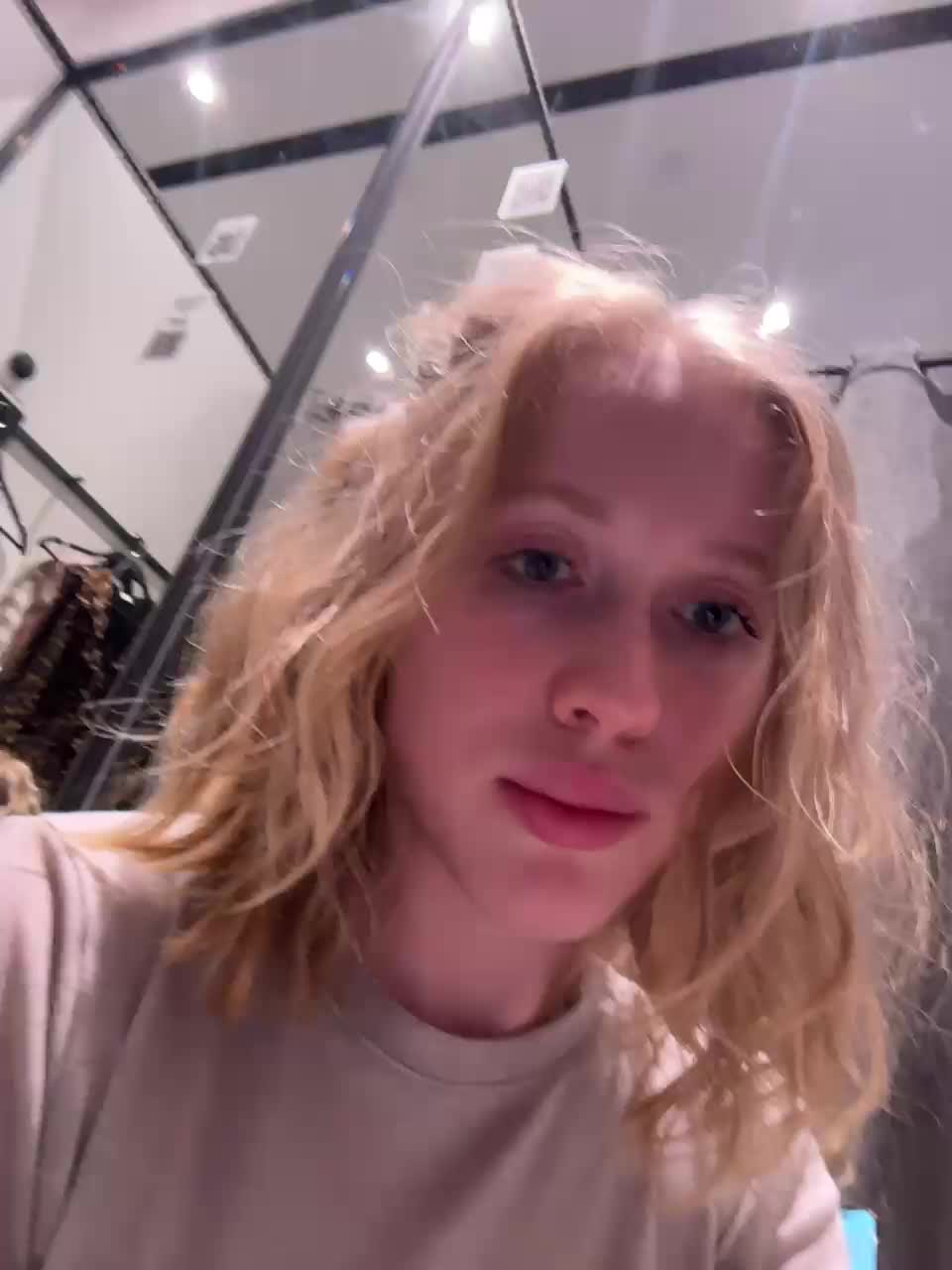 View or download file likachkaa on 2024-09-30 from bongacams