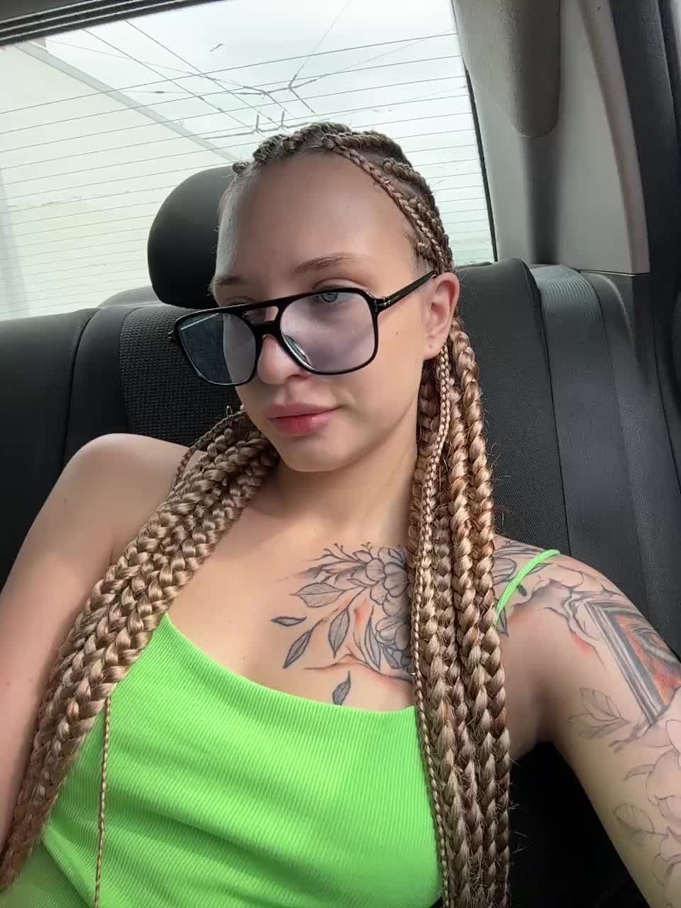 View or download file christi_candy on 2024-10-01 from bongacams