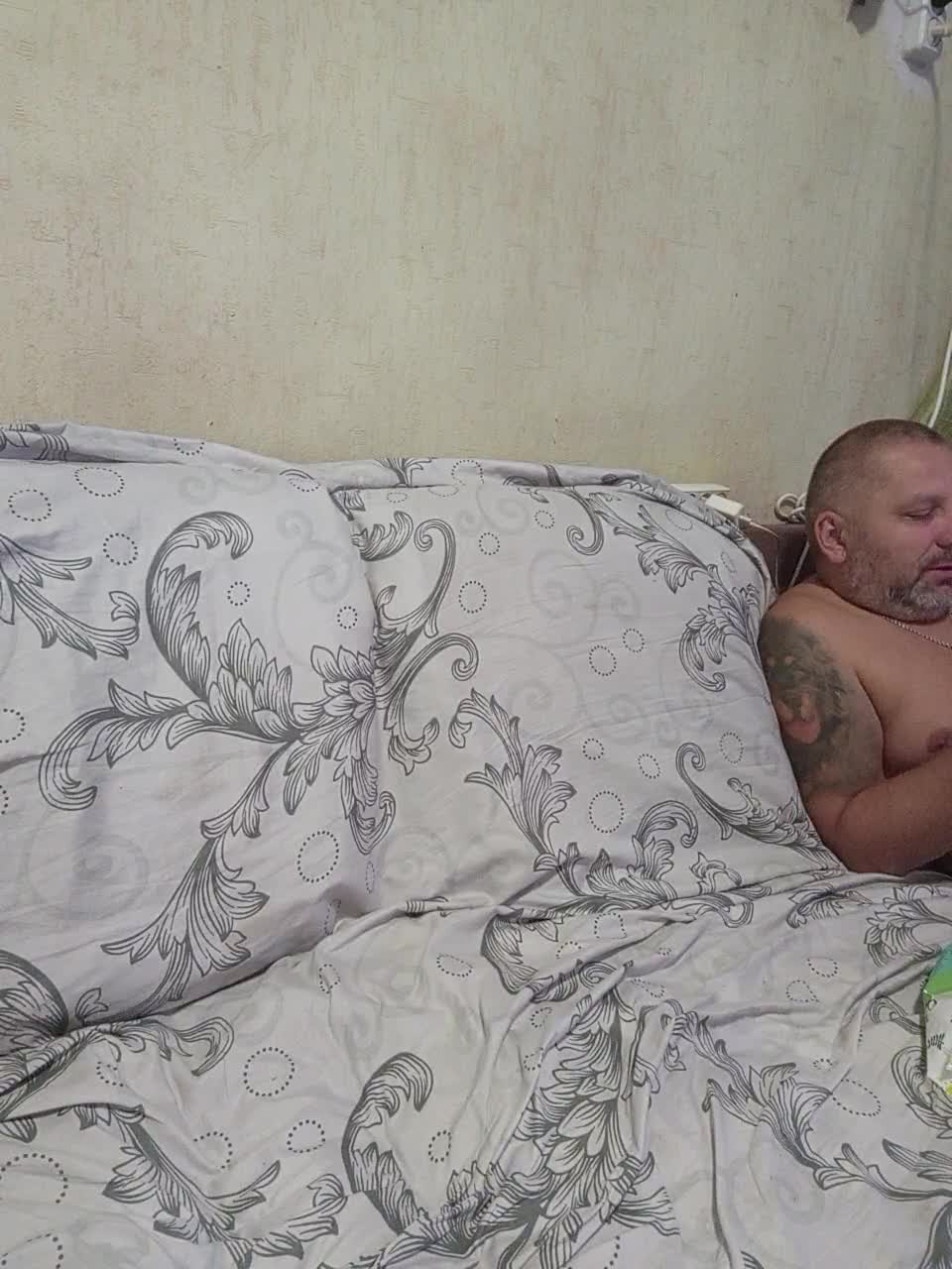 View or download file kissmabont on 2024-10-02 from bongacams