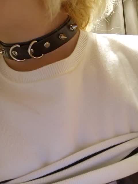 View or download file marie_outdoor on 2024-10-02 from bongacams