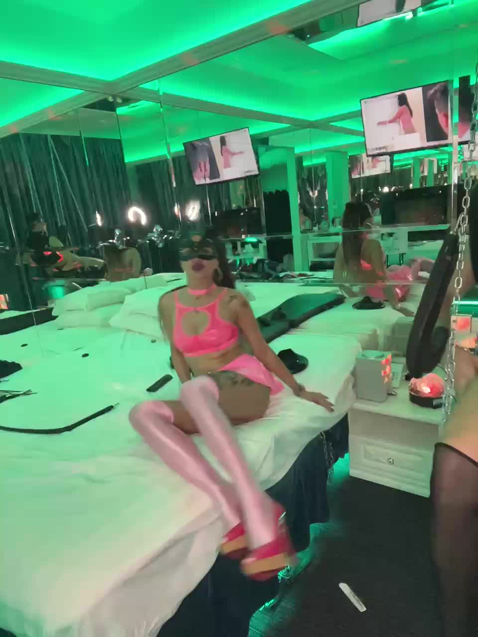 View or download file marinakozlovskaya on 2024-10-05 from bongacams