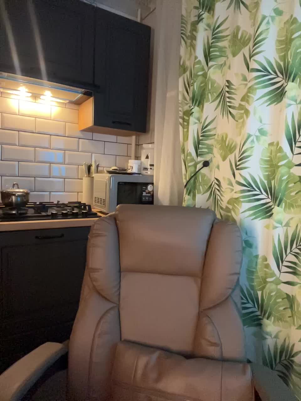 View or download file _bombshell_ on 2024-10-06 from bongacams