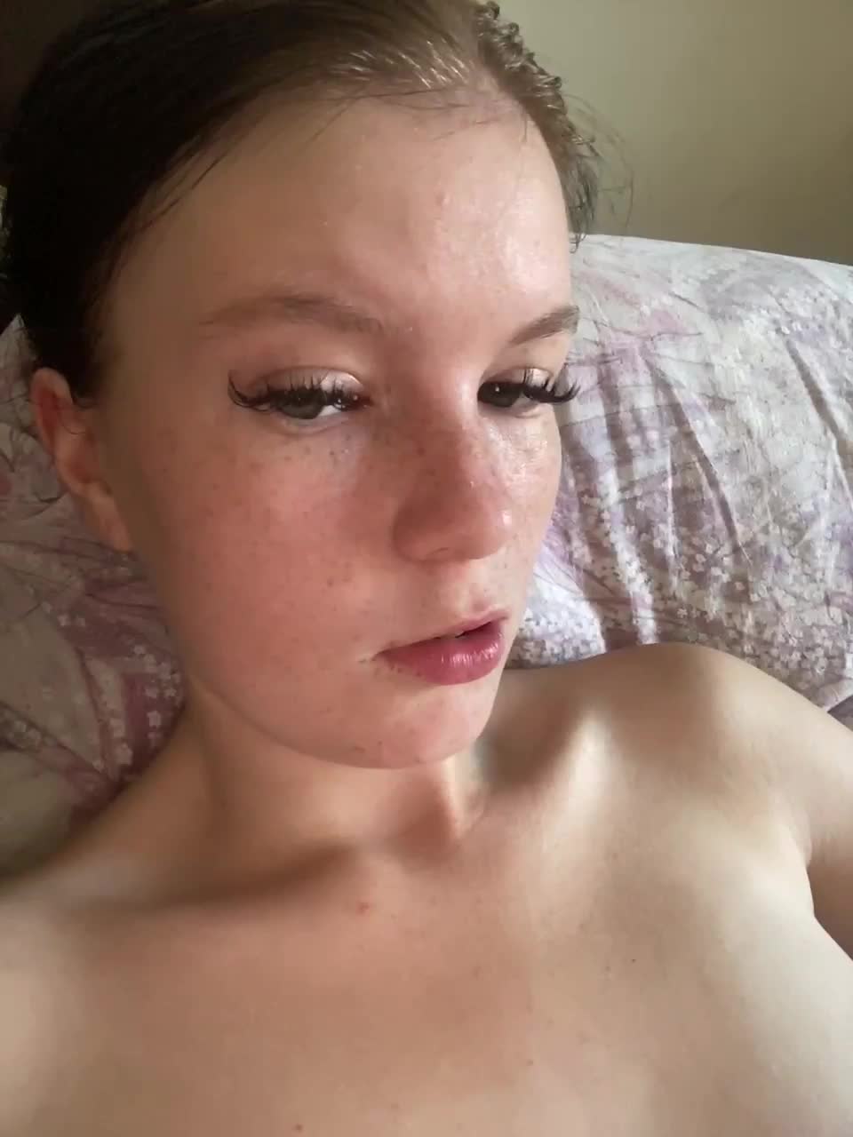 View or download file amelia2004 on 2024-10-06 from bongacams