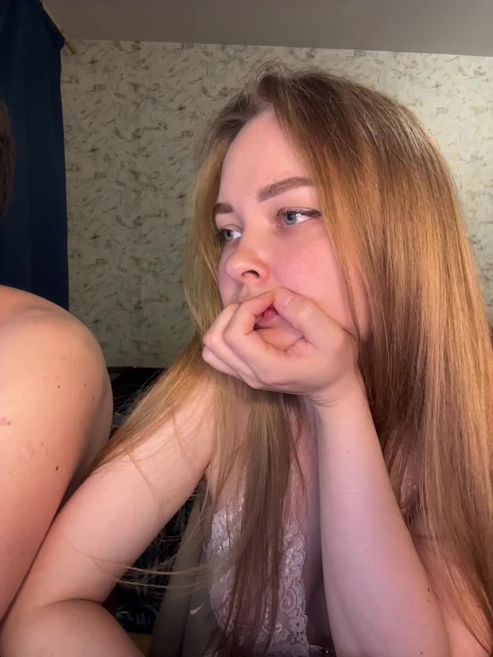 View or download file family_1m on 2024-10-06 from bongacams