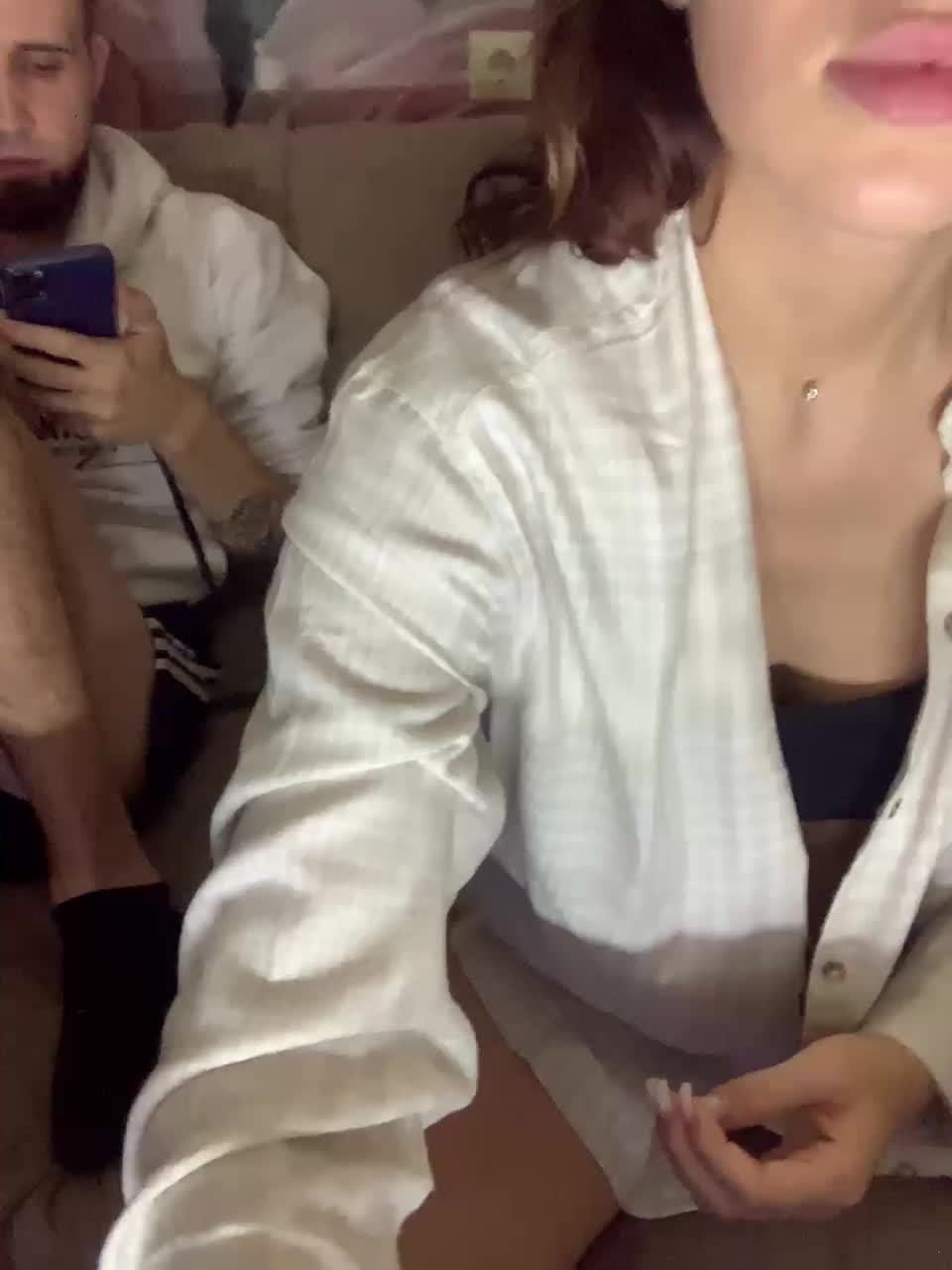 View or download file kaliss1599 on 2024-10-06 from bongacams