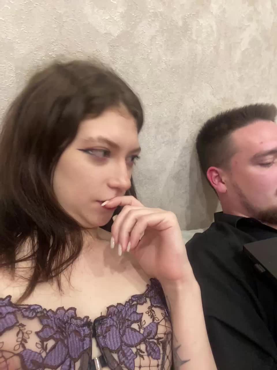 View or download file luckystar on 2024-10-06 from bongacams