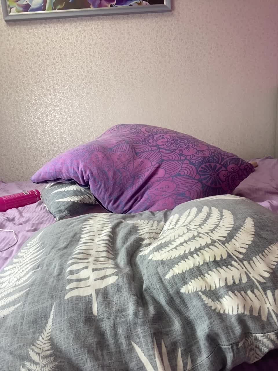 View or download file alisamaks on 2024-10-07 from bongacams