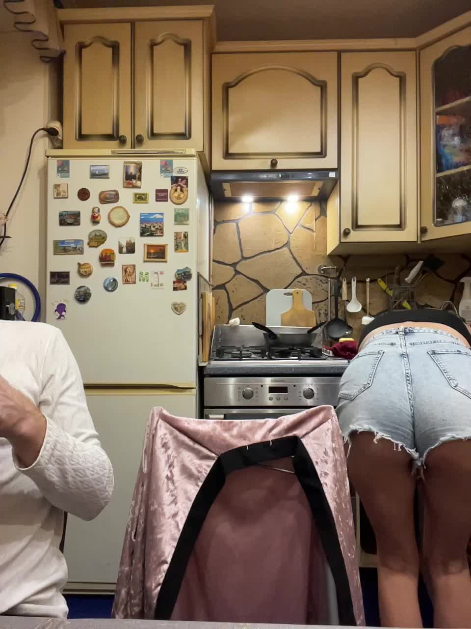 View or download file _breid_1 on 2024-10-08 from bongacams