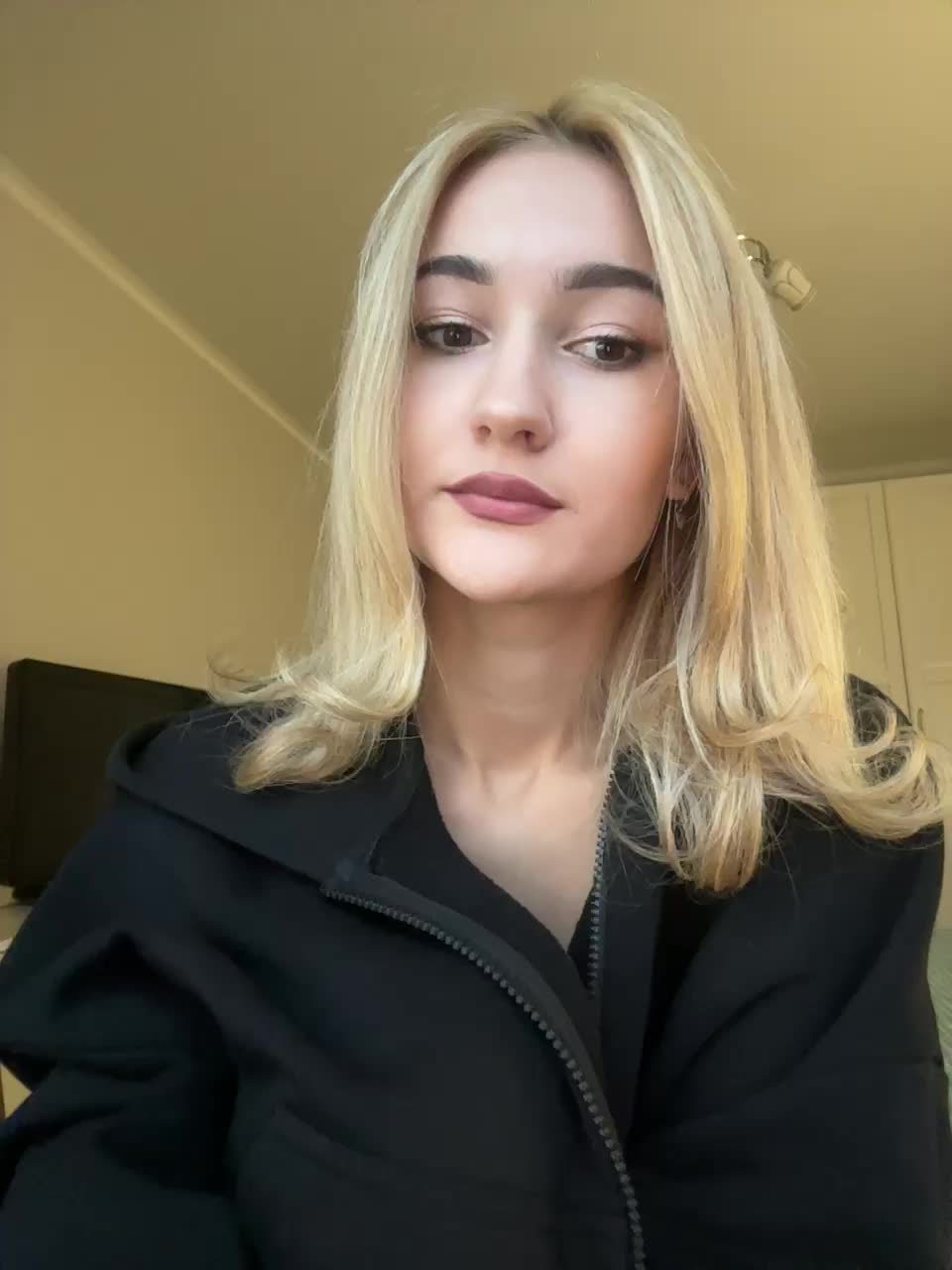 View or download file _lana_chester_ on 2024-10-08 from bongacams