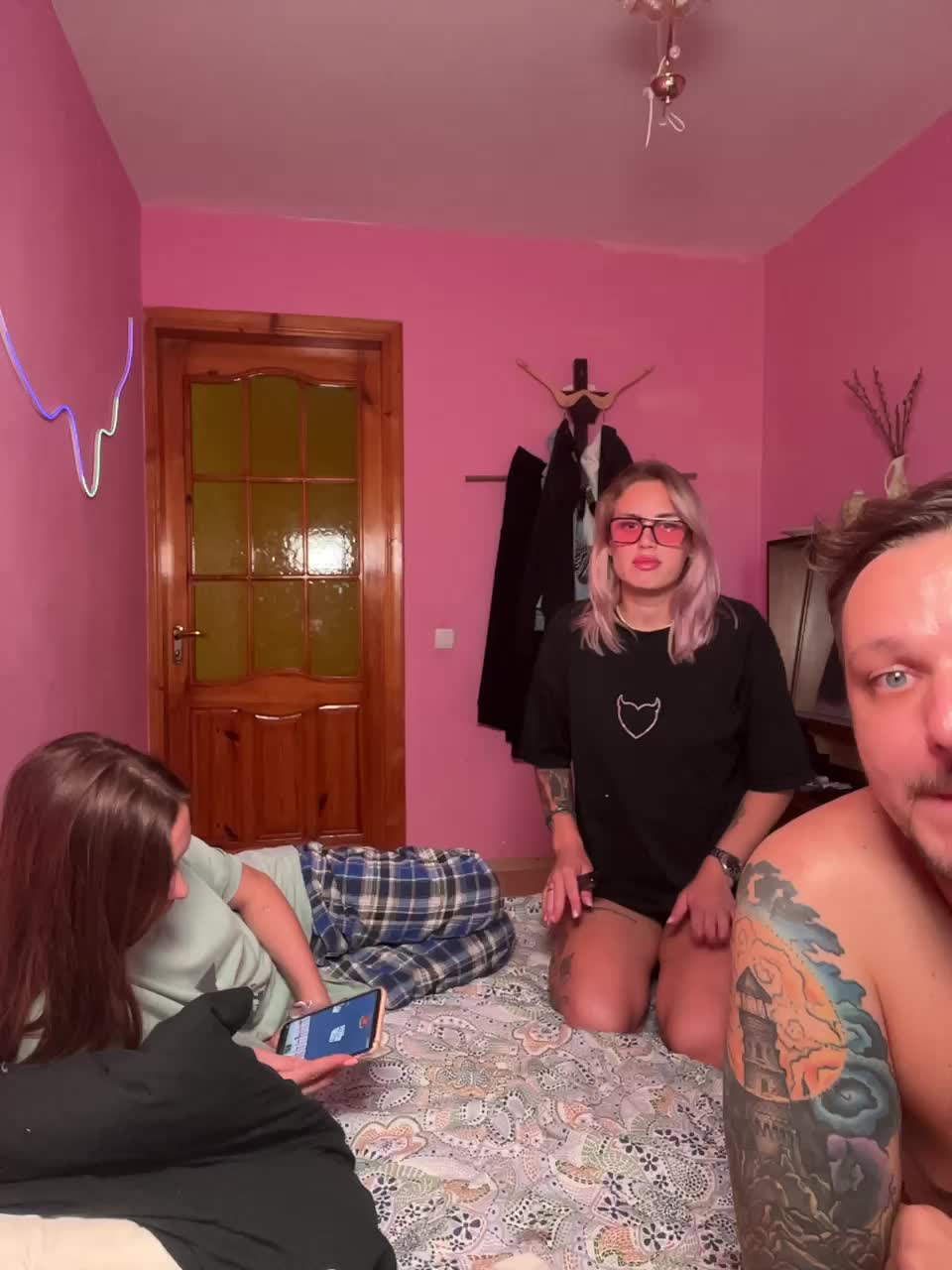 View or download file lateloverrr on 2024-10-08 from bongacams