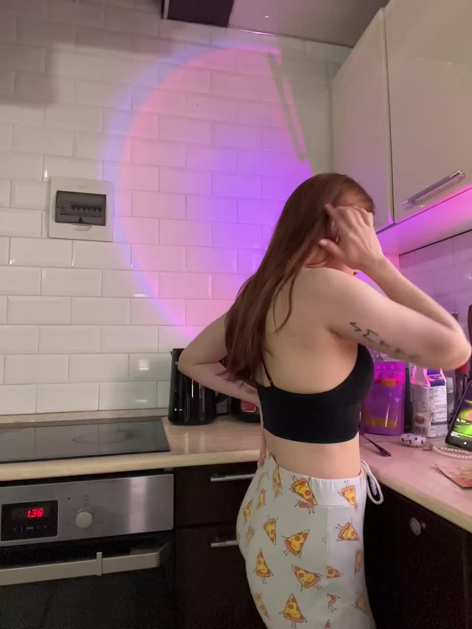 View or download file mispopi on 2024-10-08 from bongacams