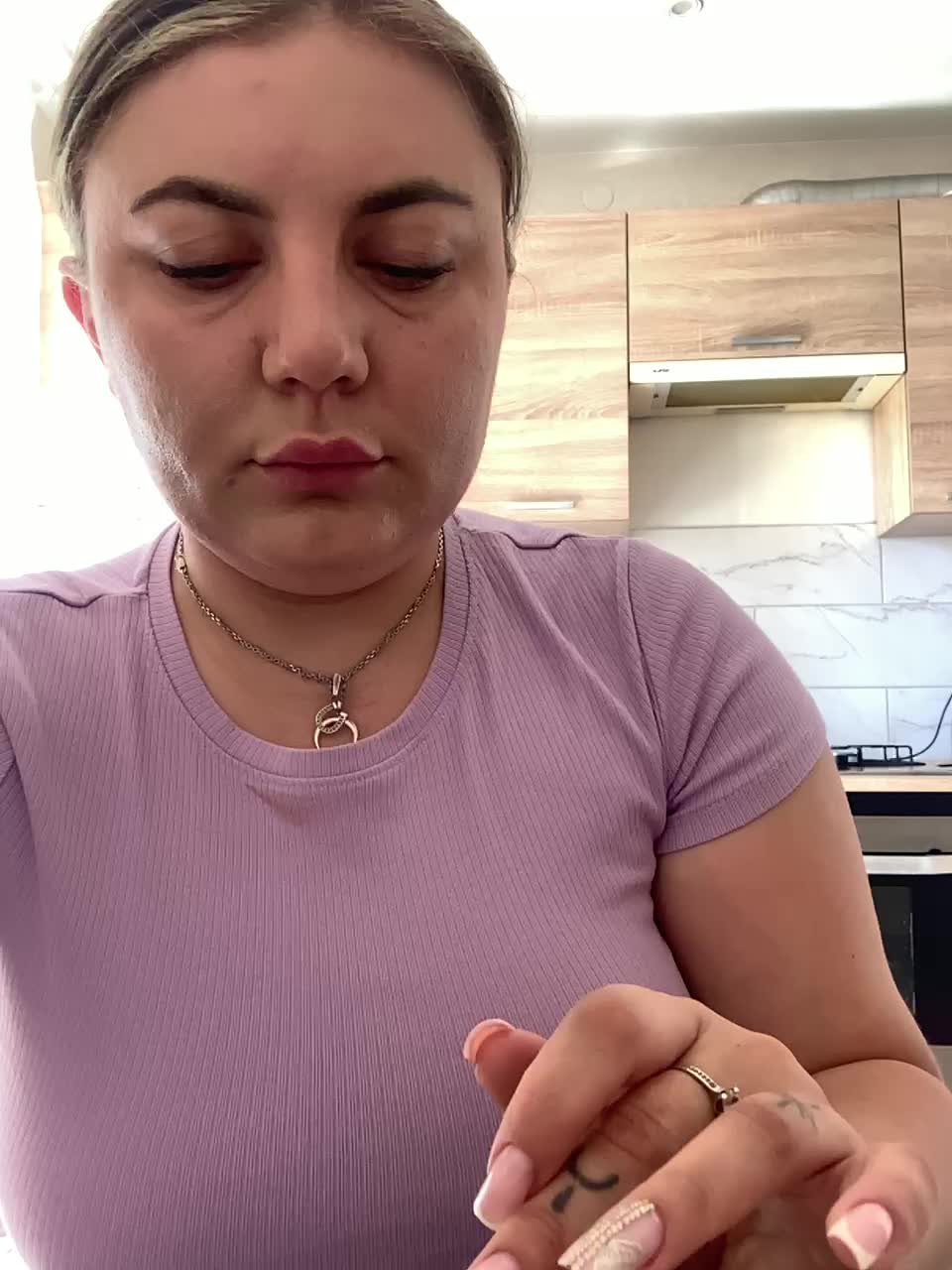 View or download file strawberry_1 on 2024-10-08 from bongacams