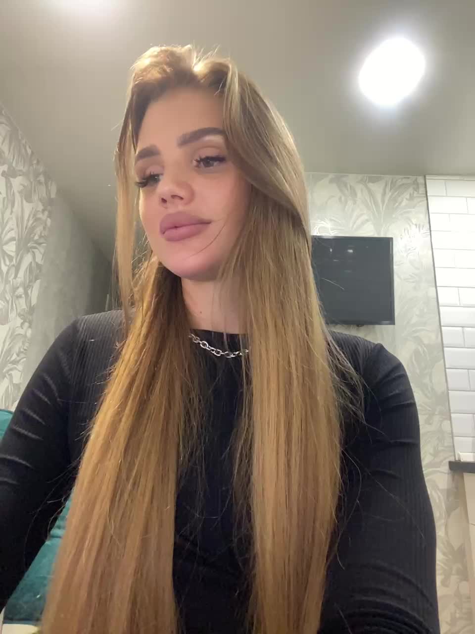 View or download file sweetymia on 2024-10-08 from bongacams