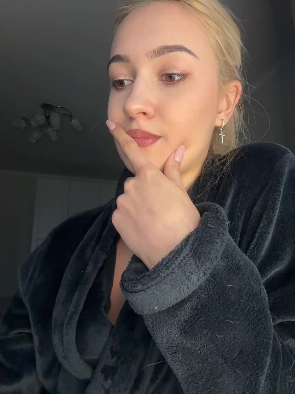 View or download file _lana_chester_ on 2024-10-09 from bongacams