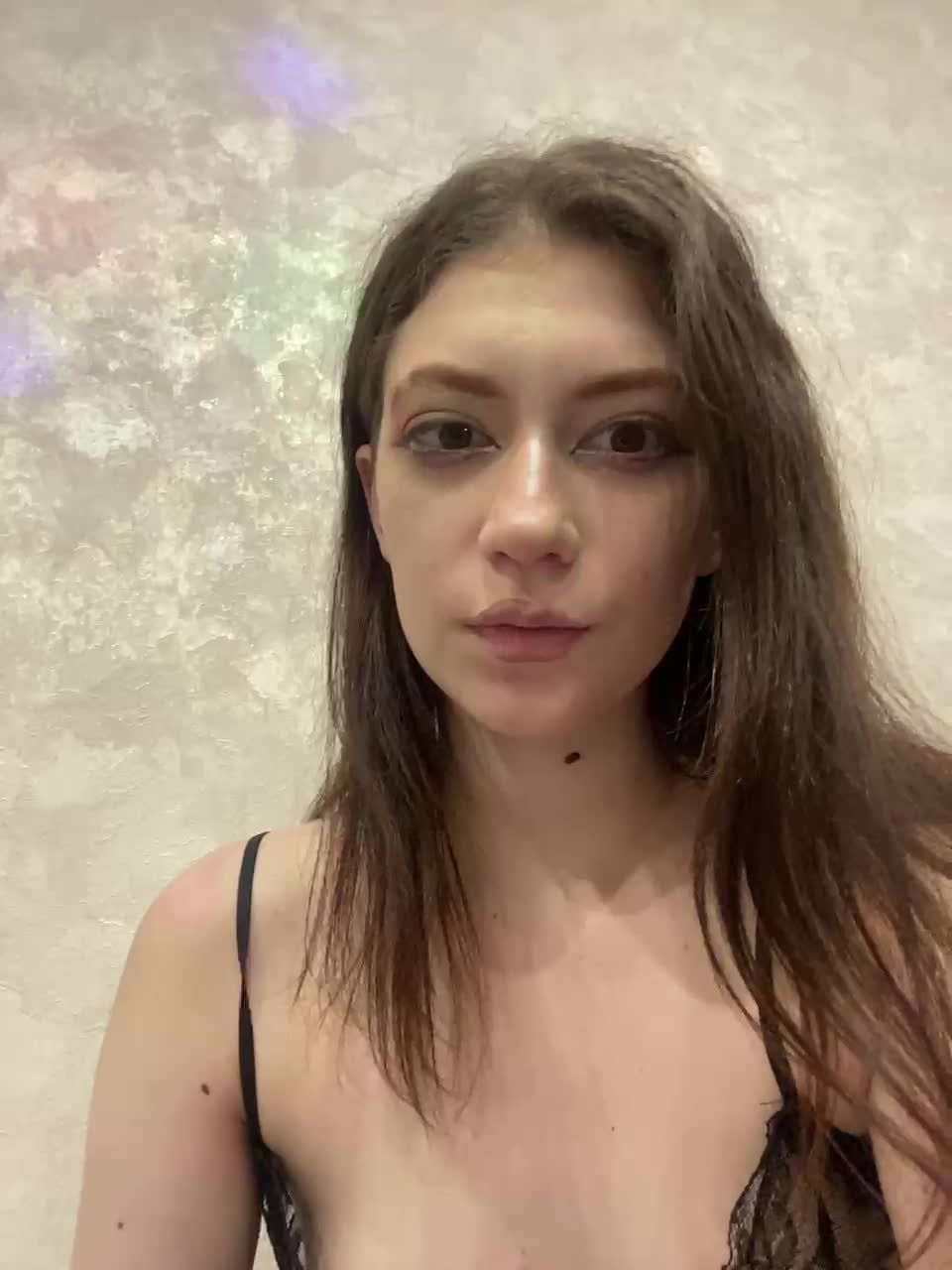 View or download file luckystar on 2024-10-09 from bongacams