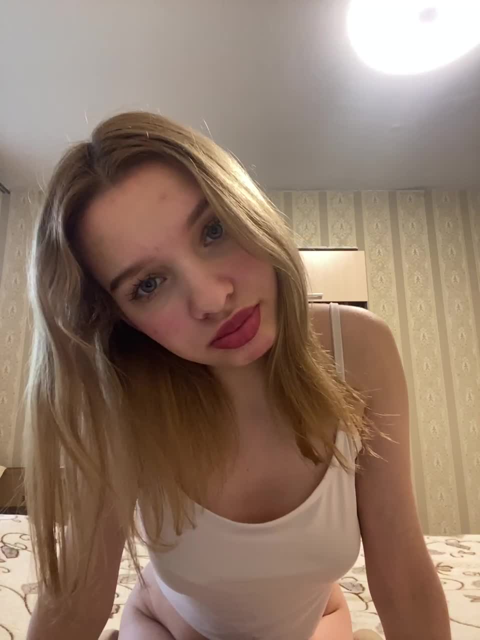 View or download file polinyshka on 2024-10-09 from bongacams