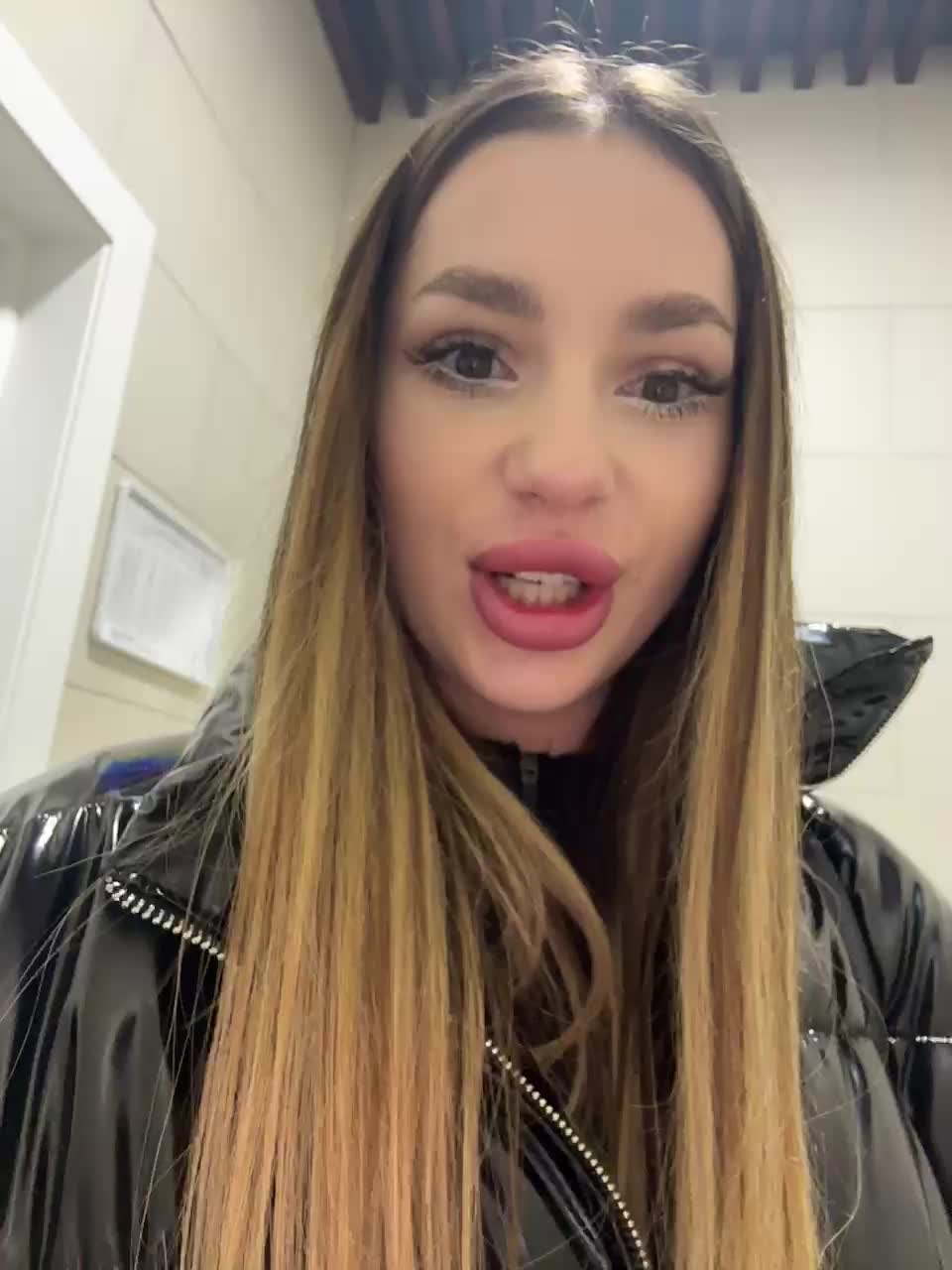 View or download file babydarii on 2024-10-10 from bongacams