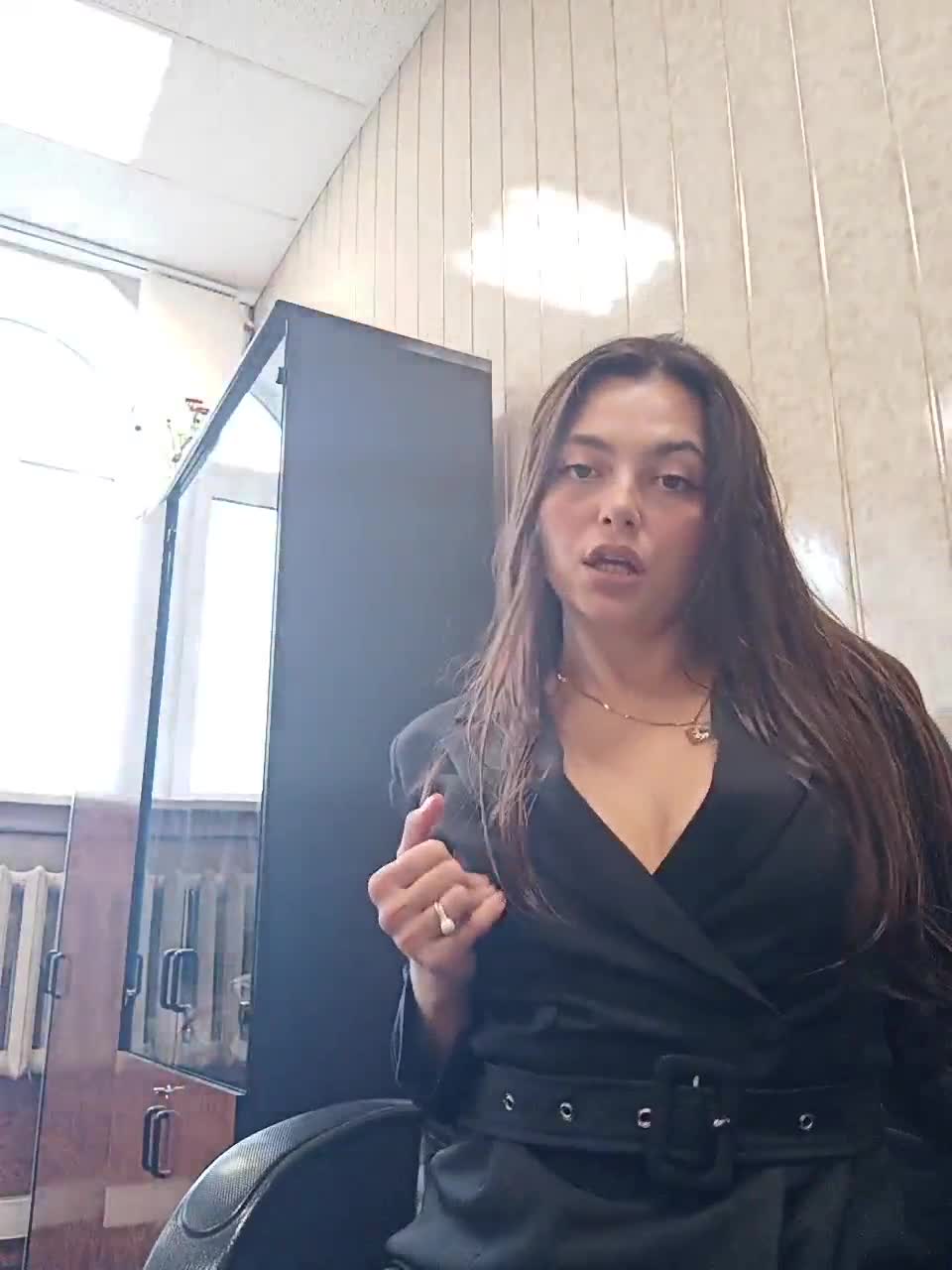 View or download file nikkysecrets on 2024-10-10 from bongacams