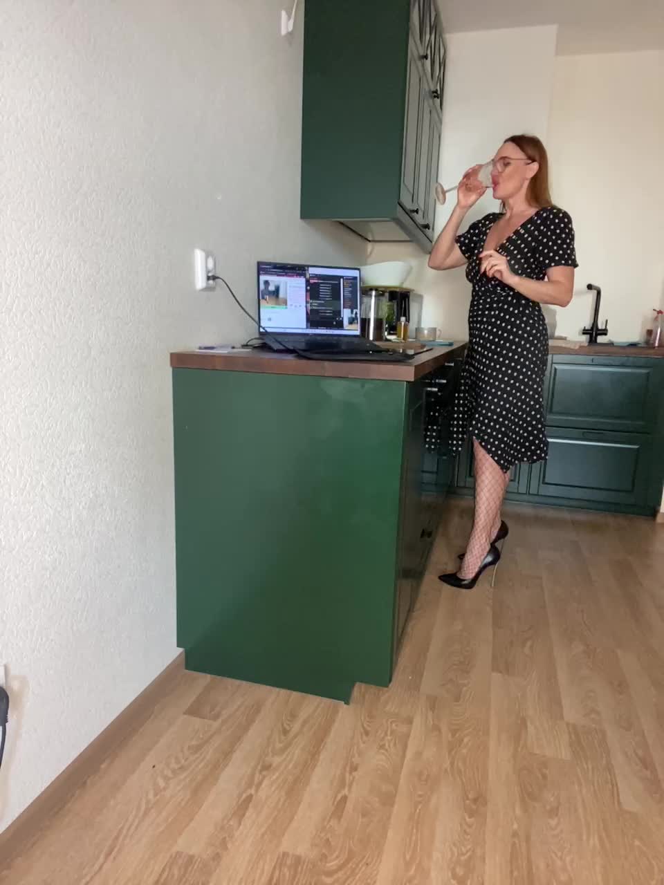 View or download file jessicallo on 2024-10-12 from bongacams